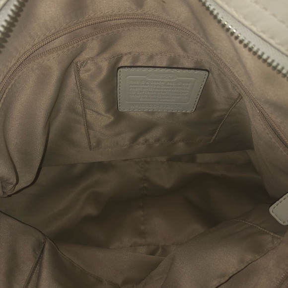 Precious coral pink Coach purse - Picture 5 of 5